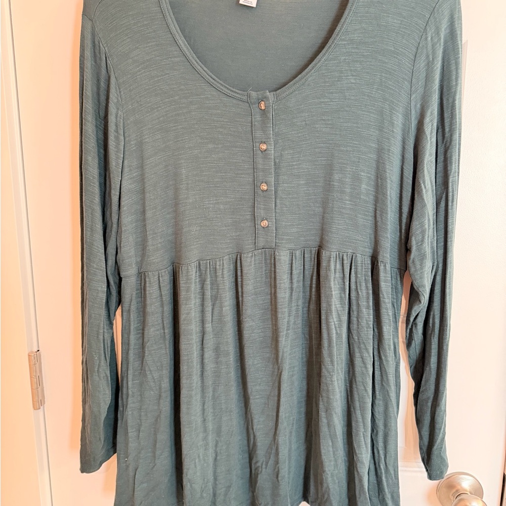 Old Navy Green Long Sleeve Tunic Maternity
